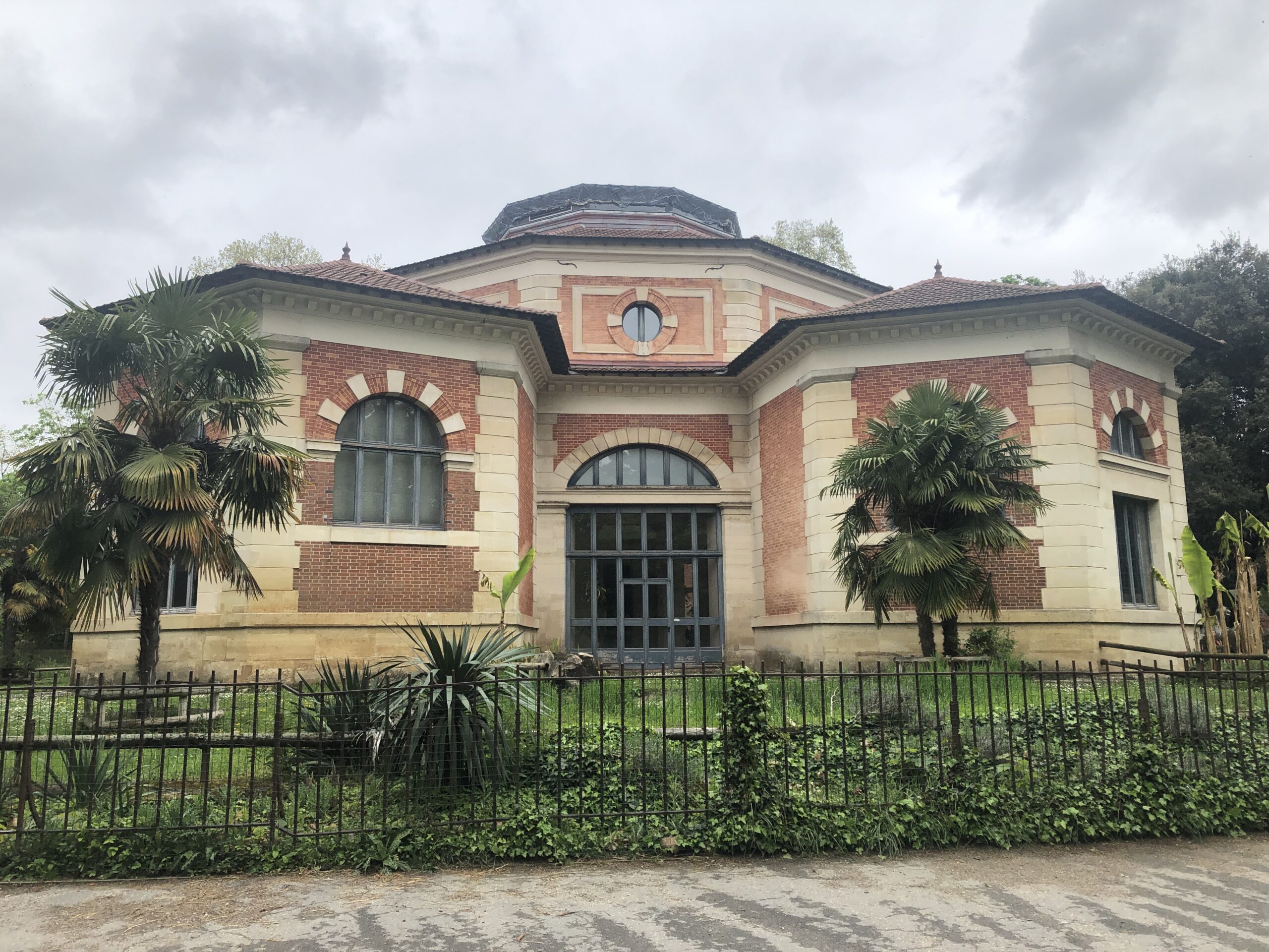 Visite de la ménagerie du jardin des plantes à Paris