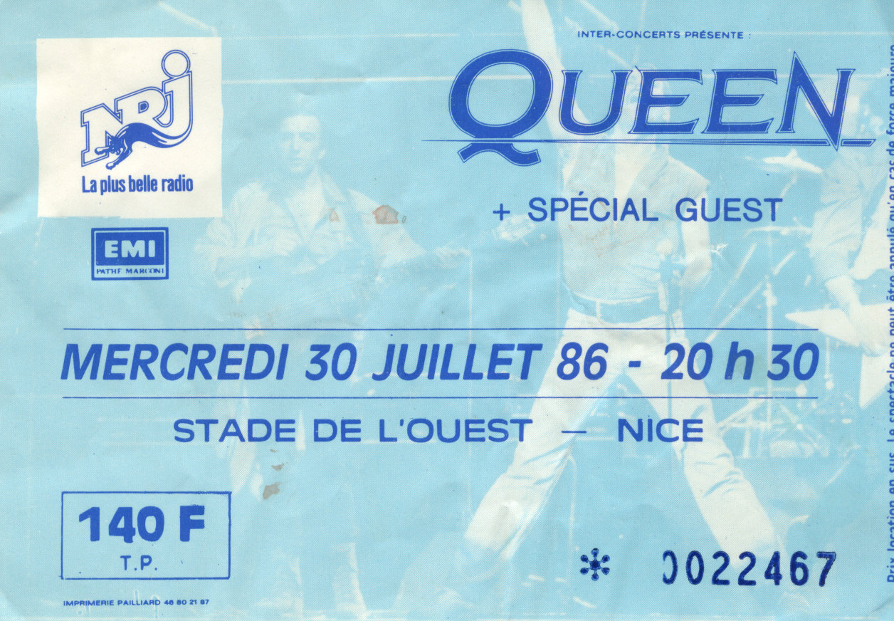Photographie d’archive de Queen juillet 1986.