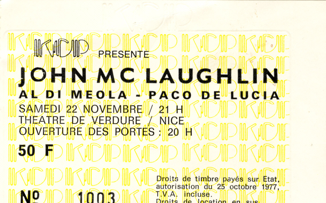 Photographie d’archive de John McLaughlin.